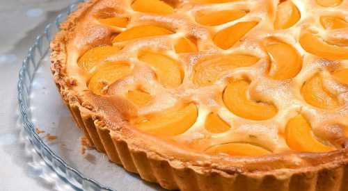 Пирог с персиками: рецепт нежнейшего десерта